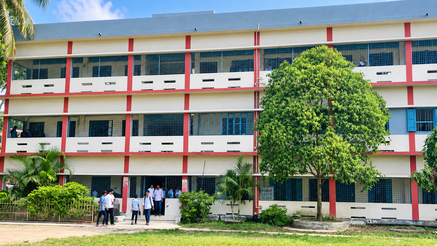 বিদ্যালয়ের একাডেমিক ভবন